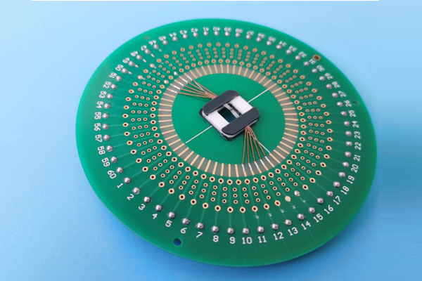 探針卡 半導(dǎo)體測(cè)試中的電氣科技“橋梁”